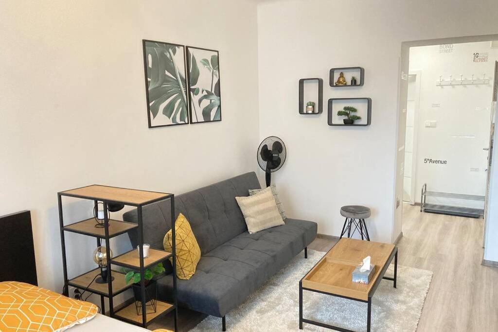 Byt Ve Vrsovicich K Pronajmuti - Cozy Vrsovice Appartement *